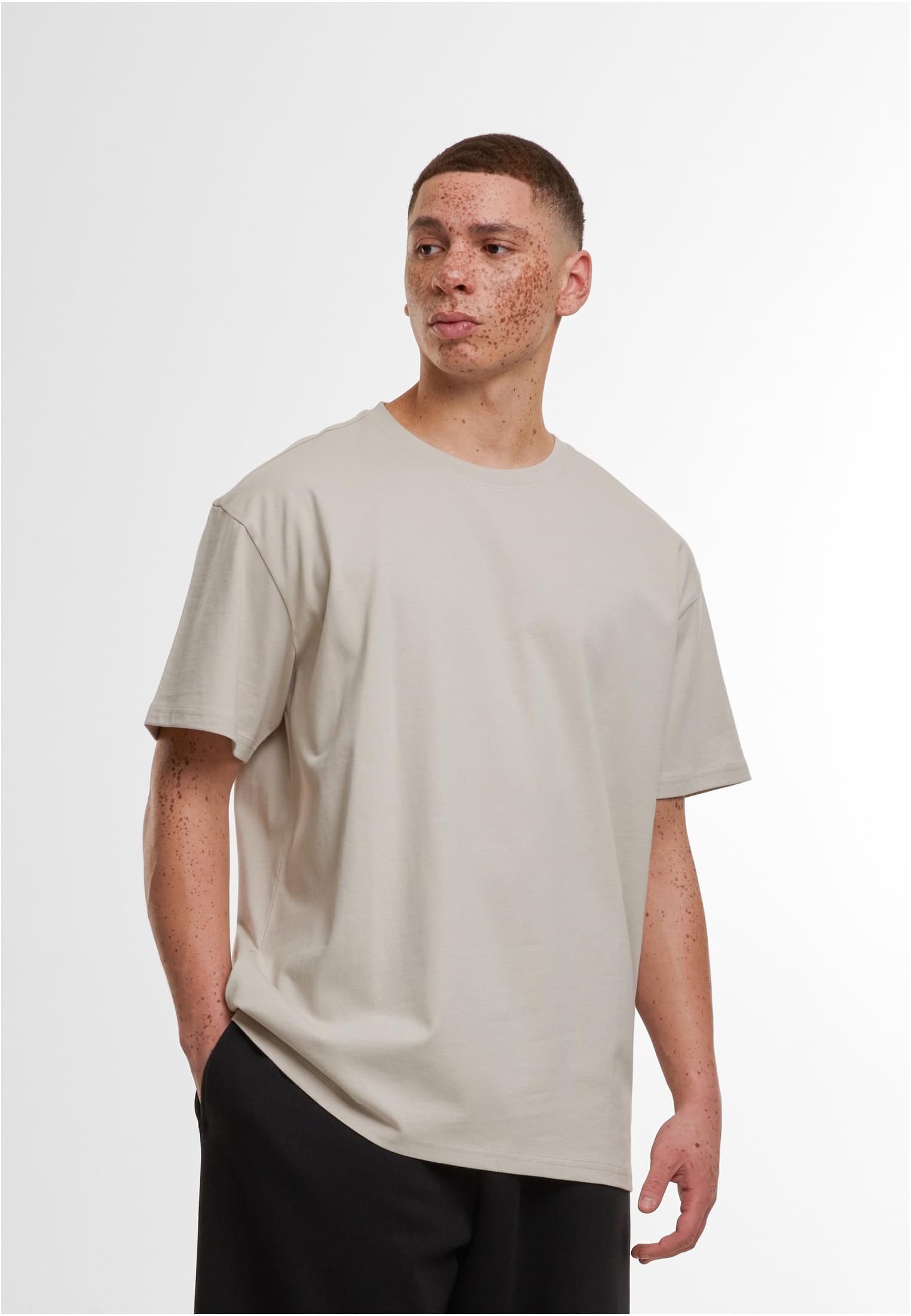 01325 Heavy Tee omalla painatuksella