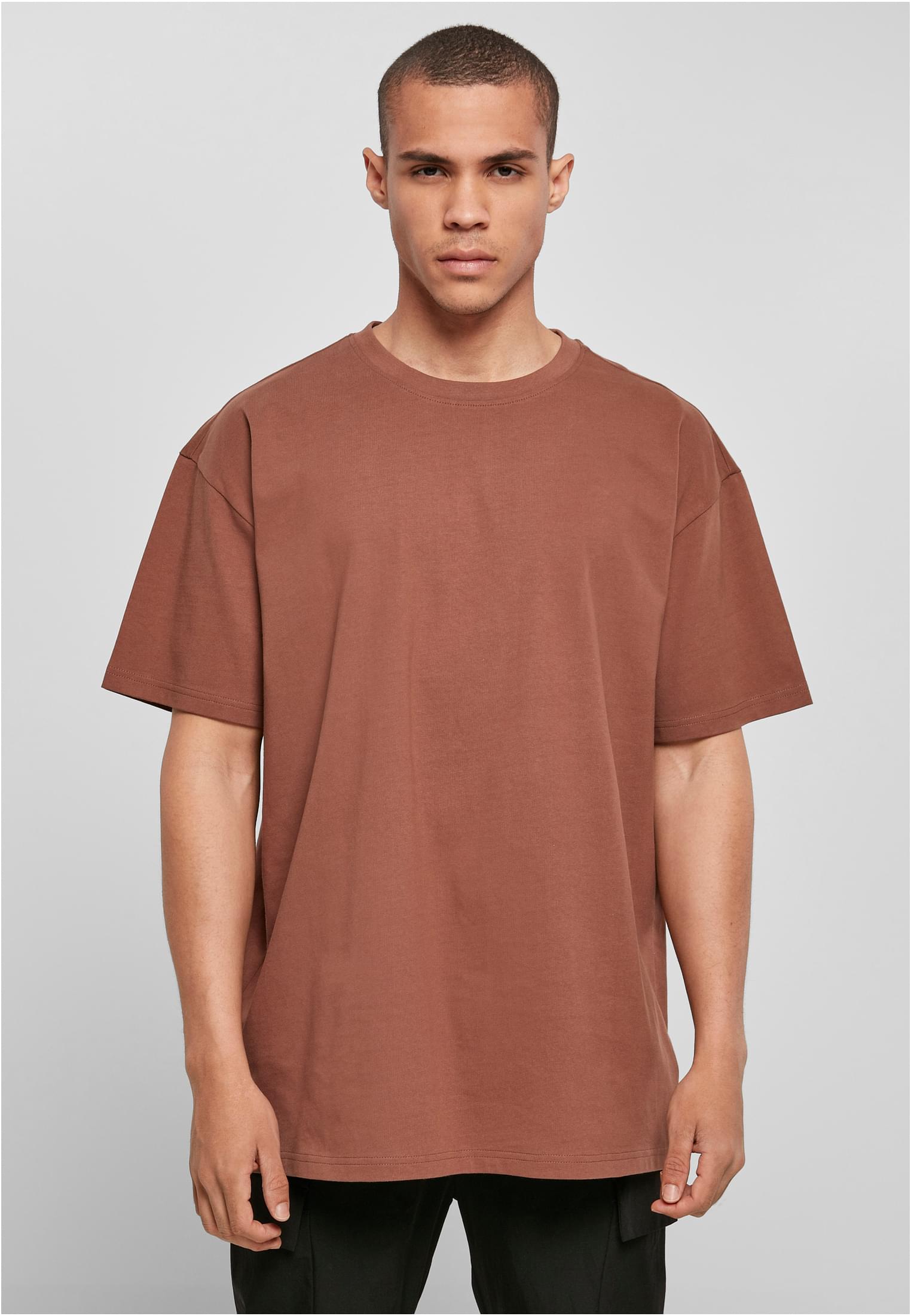 By102 Heavy Tee omalla painatuksella