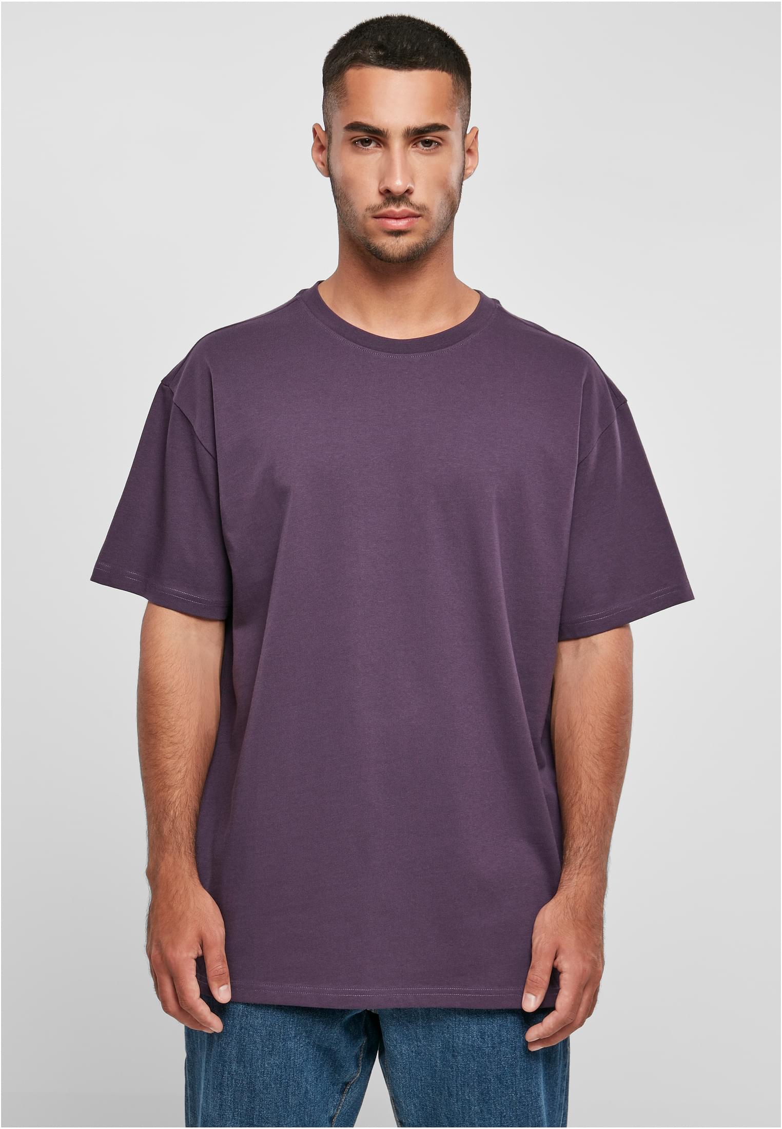 Purple Heavy Tee omalla painatuksella