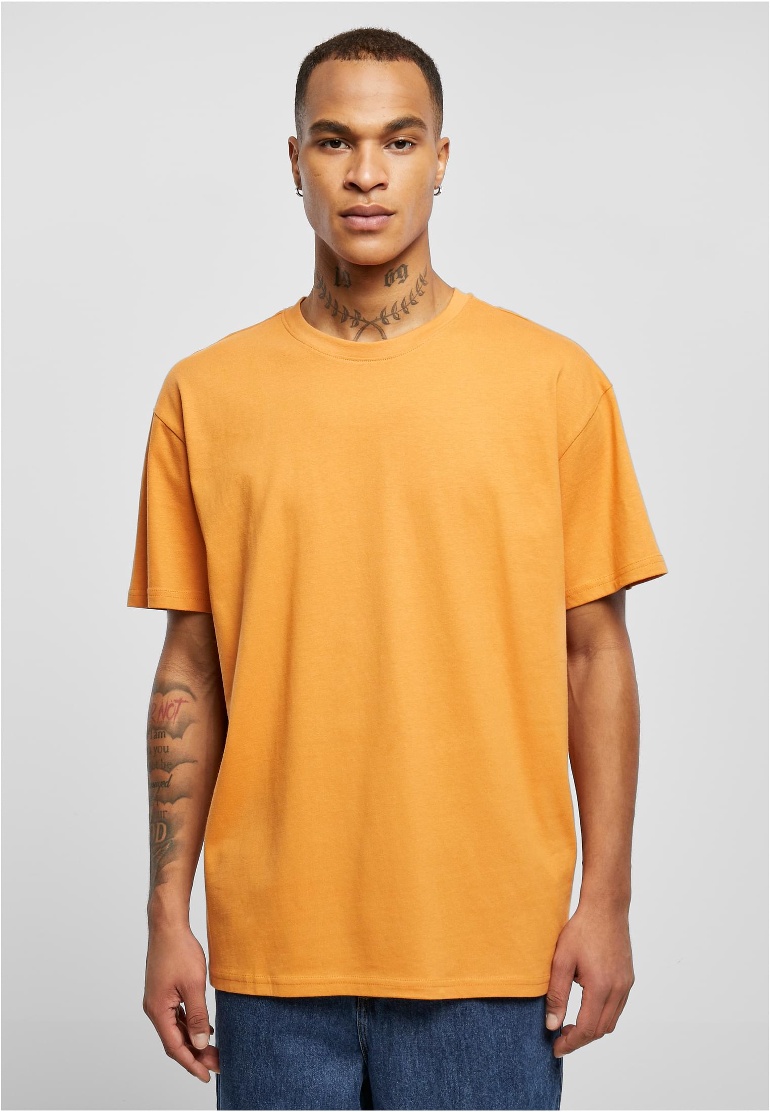 Orange Heavy Tee omalla painatuksella