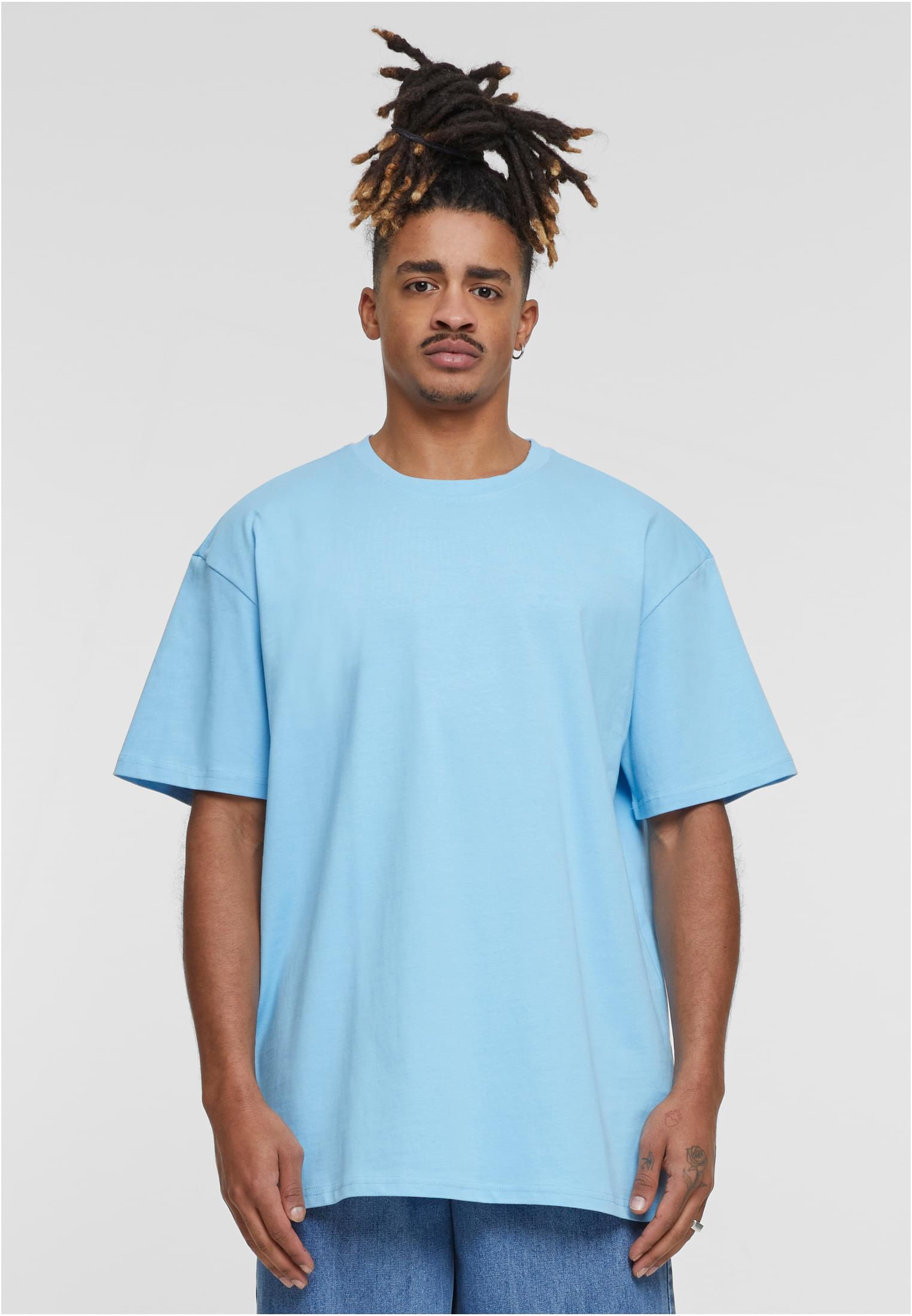Sky Heavy Tee omalla painatuksella