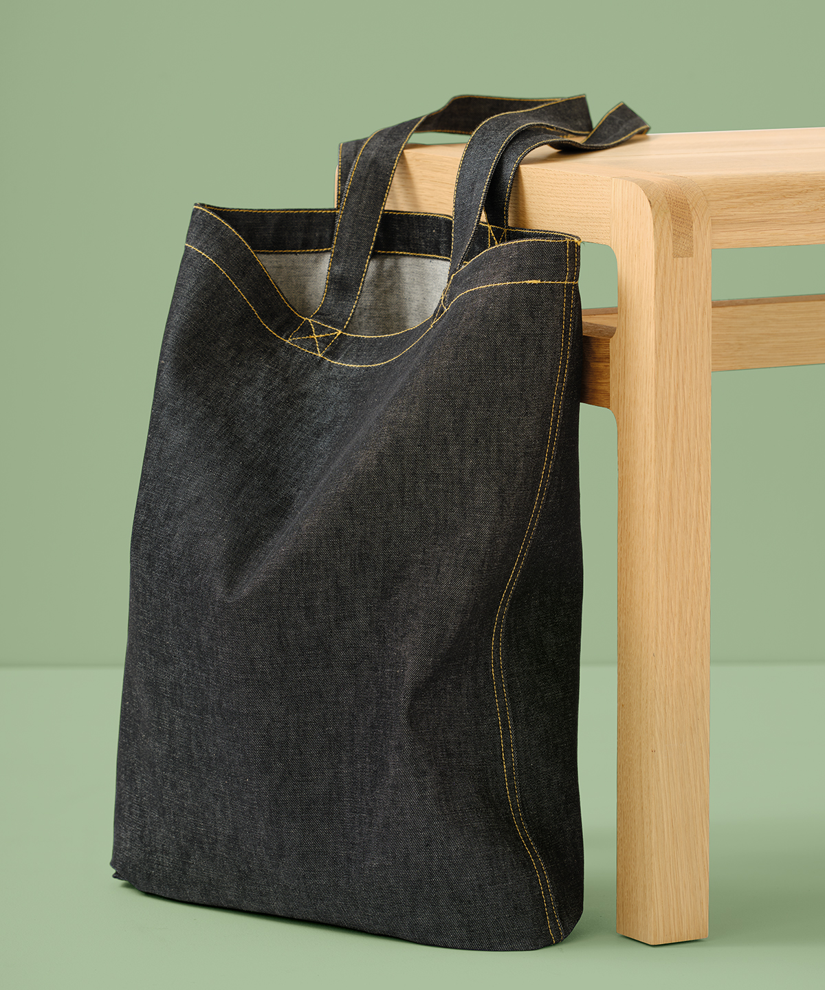 Denim Shopper omalla logolla