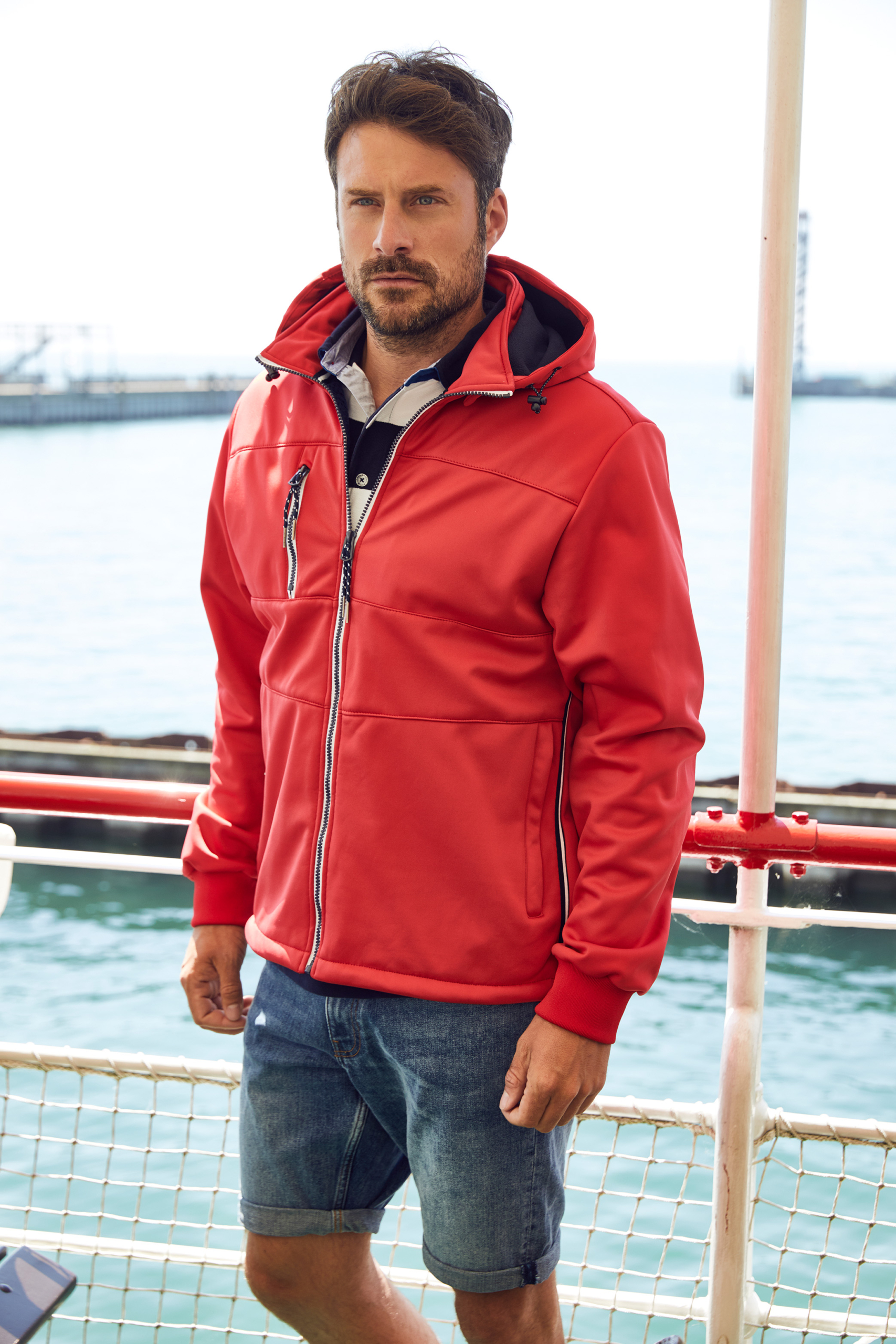 Softshell-takit logolla